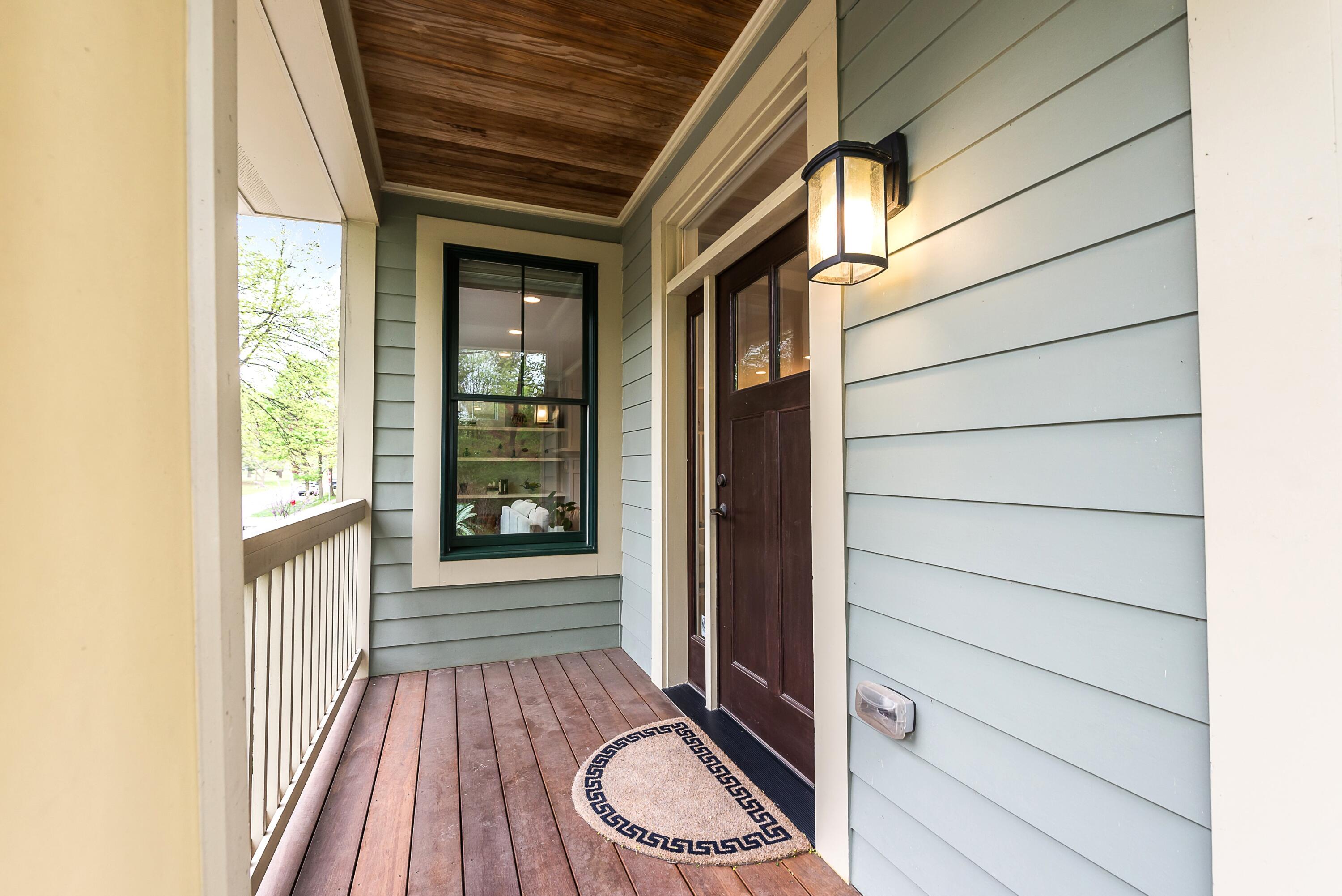 1614 Cambridge Road Ann Arbor, MI 48104 - Photo 8 of 64 4.2 porch