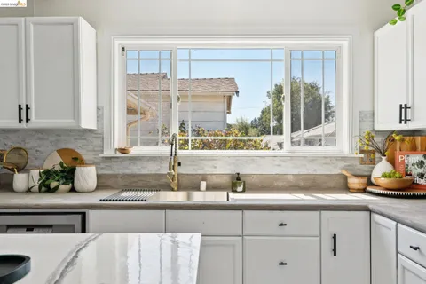 $599,000 | 4400 Sycamore Avenue, Richmond, CA 94804