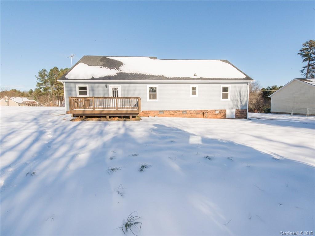 1076 Perth Road Troutman, NC 28166 - Photo 4 of 26