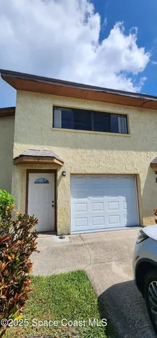 $1,800 | 202 Pierce Avenue, Cape Canaveral, FL 32920