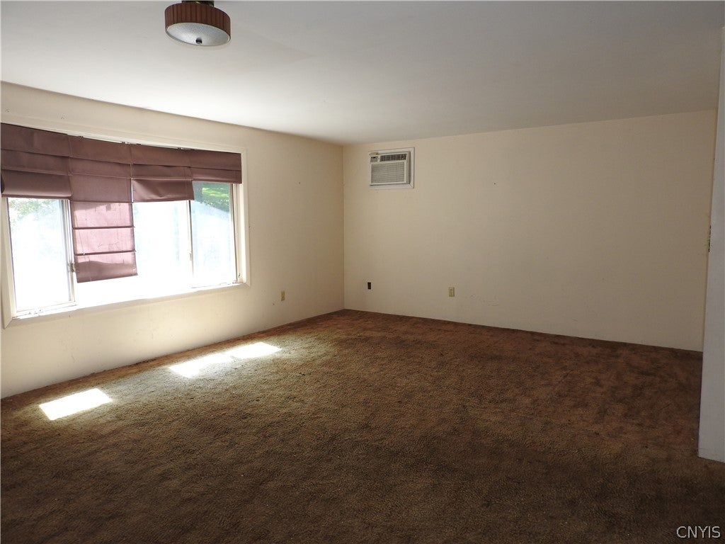 4871 Onondaga Road Syracuse, NY 13215 - Photo 14 of 30 Gallery Image 14