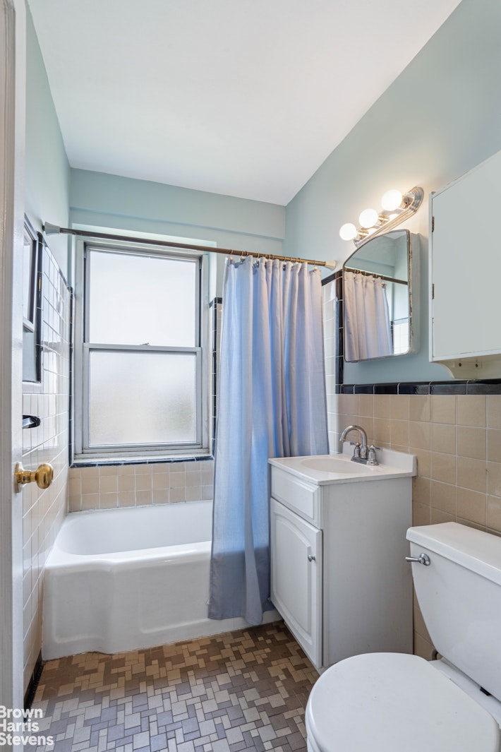 500 Grand Street, Unit C12D Manhattan, NY 10002 - Photo 6 of 9