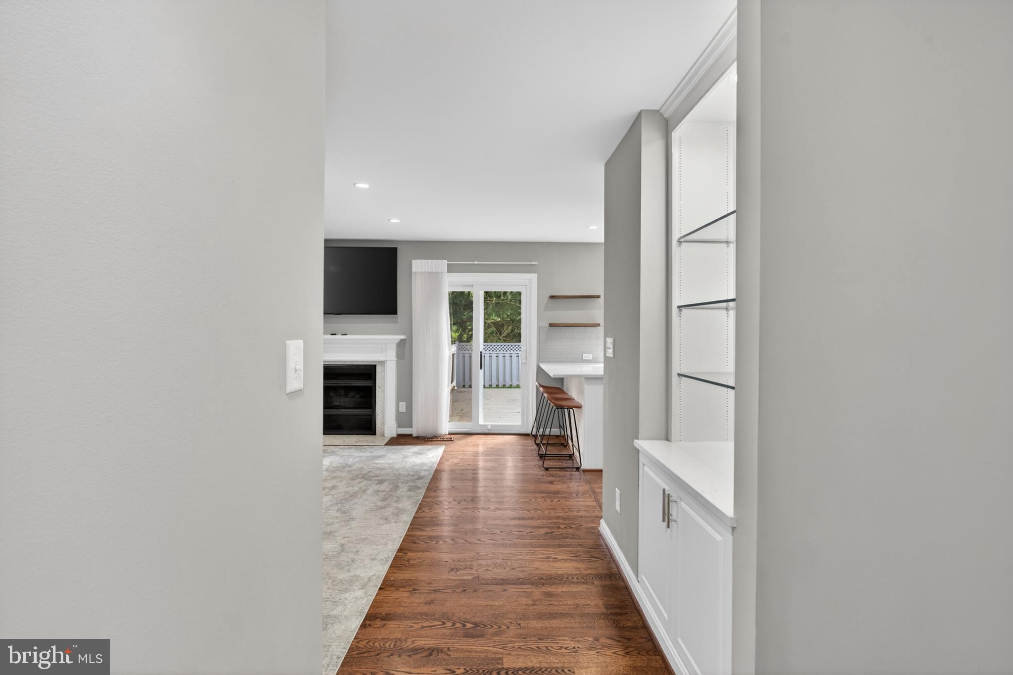 6 Nearfield Road Lutherville-Timonium, MD 21093 - Photo 32 of 71 a view of a hallway with a livingroom