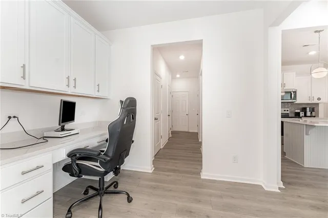 $315,000 | 4023 Aster Pt Court, Pfafftown, NC 27040