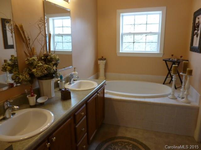 4818 Rob Neal Road Kershaw, SC 29067 - Photo 10 of 23 Gallery Image 10
