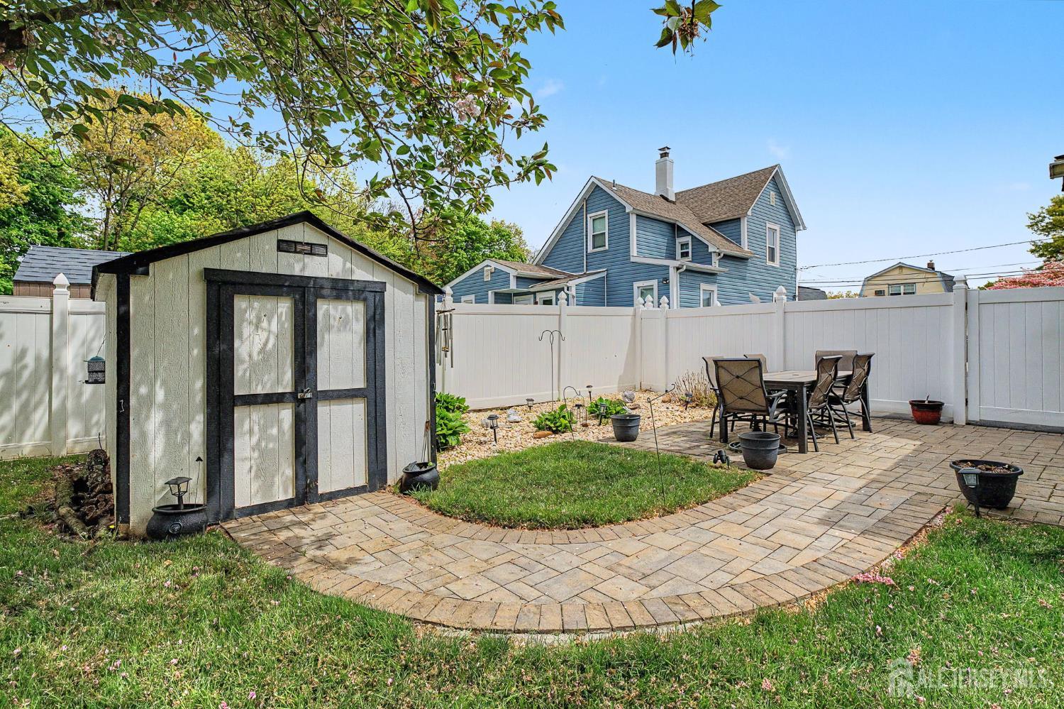 32 Lloyd Street Edison, NJ 08817 - Photo 27 of 32