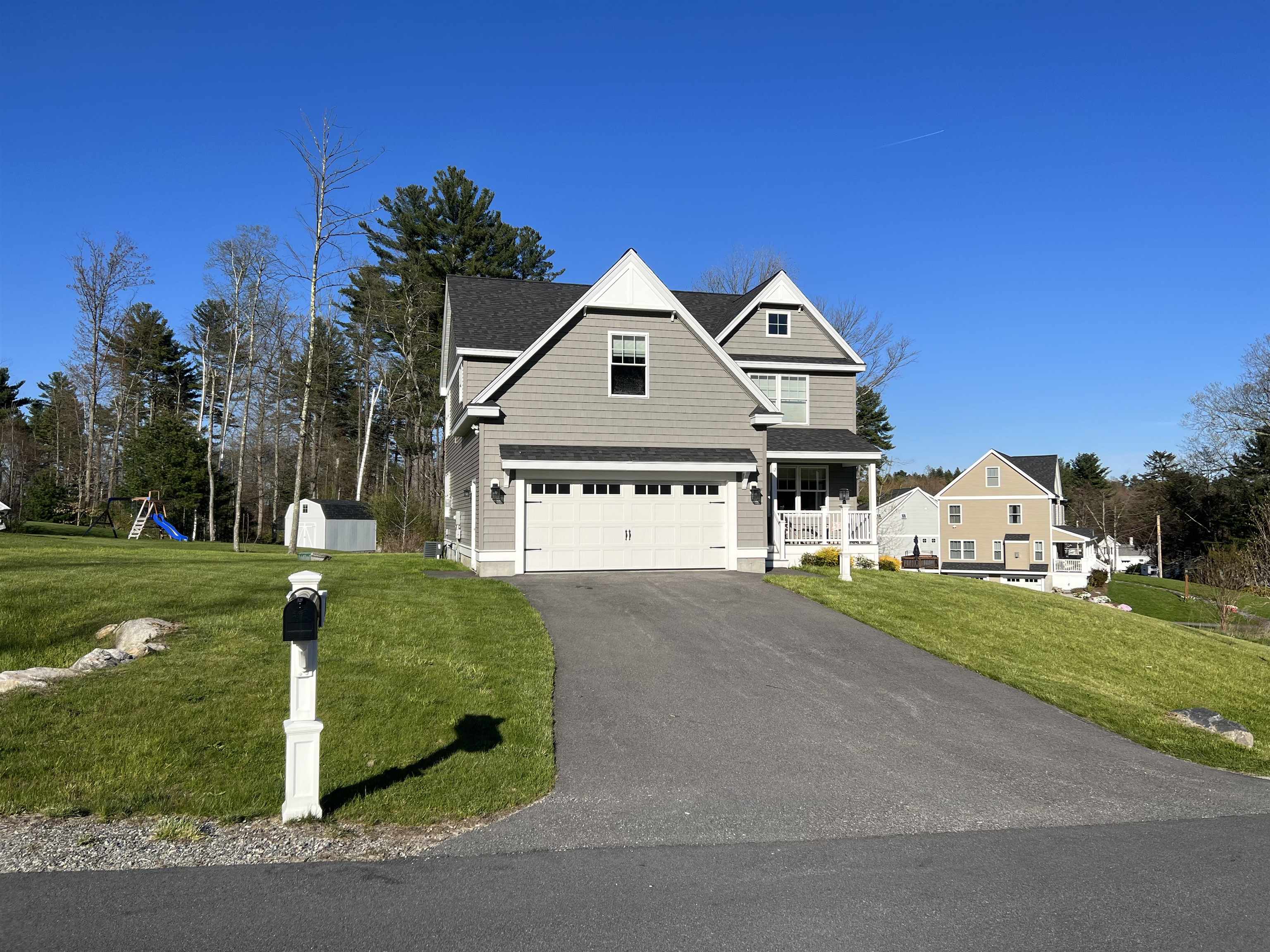 12 Rolling Ridge Lane Pelham, NH 03076 - Photo 2 of 29