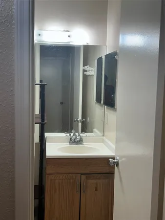 $112,000 | 9700 Leawood Boulevard, Unit 308, Houston, TX 77099