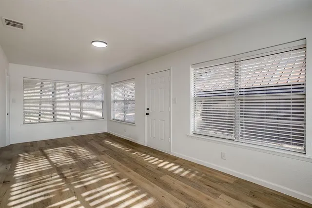 $239,000 | 1501 East Henderson Street, Cleburne, TX 76031