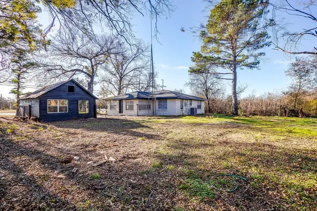 $239,000 | 1501 East Henderson Street, Cleburne, TX 76031