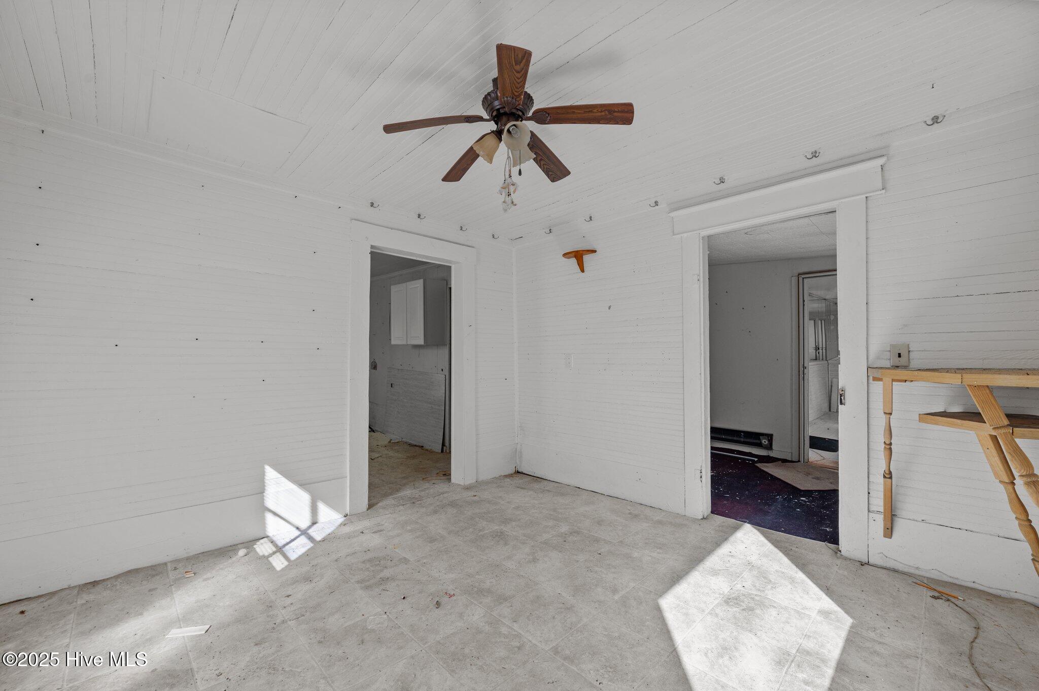 2749 Bruce Strickland Road Farmville, NC 27828 - Photo 16 of 37 30-web-or-mls-LHV_4677