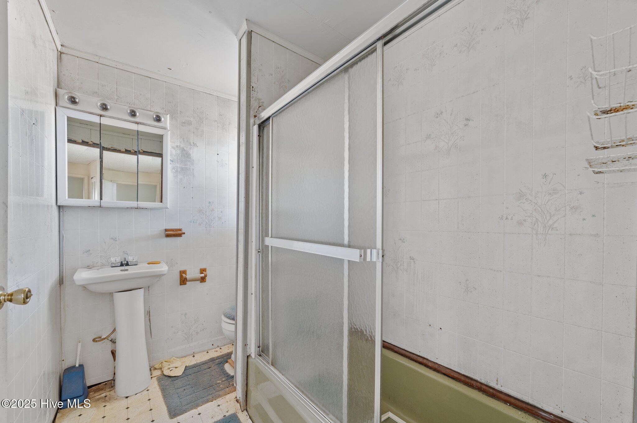 2749 Bruce Strickland Road Farmville, NC 27828 - Photo 18 of 37 24-web-or-mls-LHV_4659