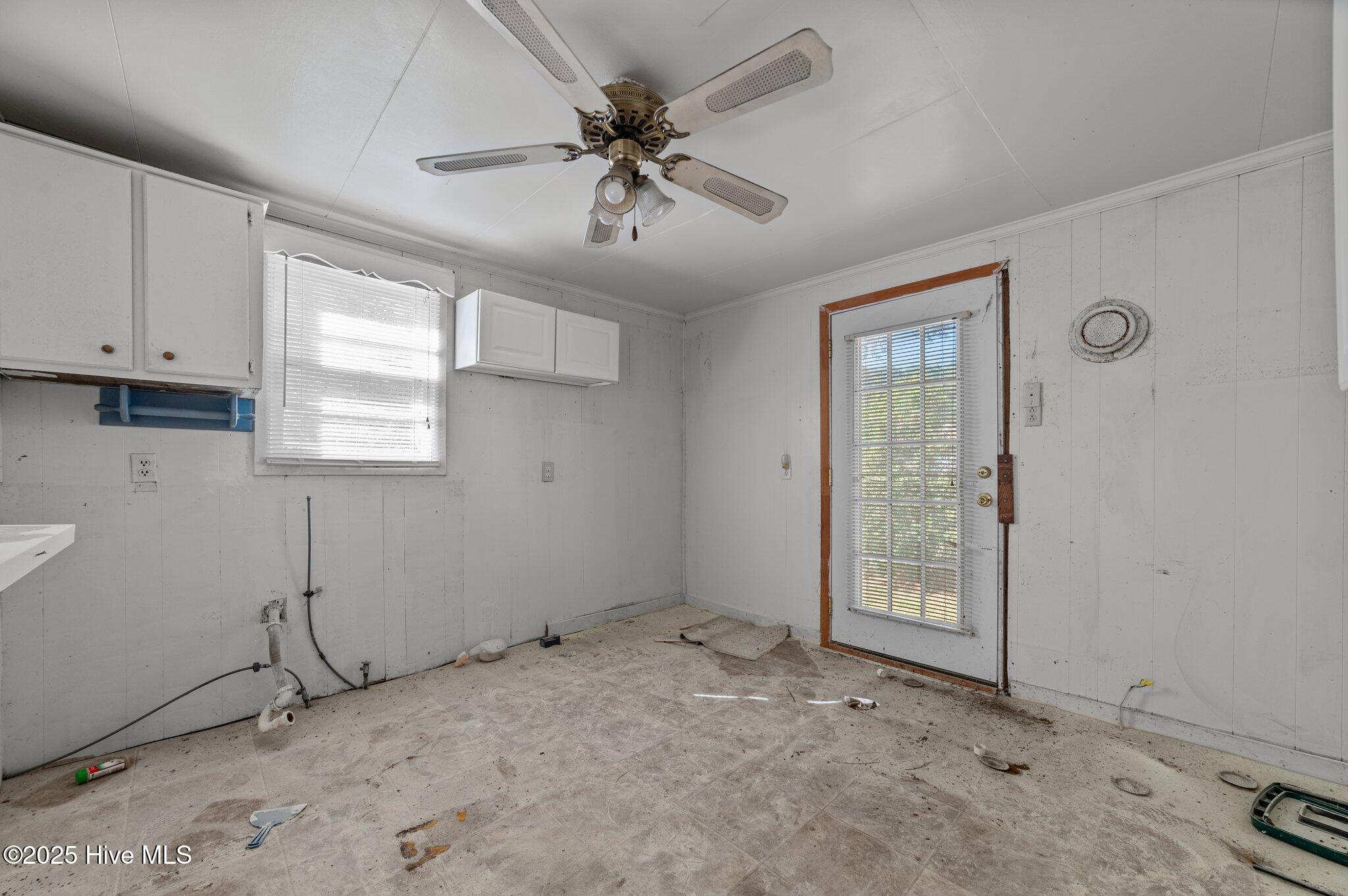 2749 Bruce Strickland Road Farmville, NC 27828 - Photo 23 of 37 32-web-or-mls-LHV_4683