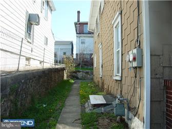 223 Union Road Coatesville, PA 19320 - Photo 6 of 8 Exterior Side