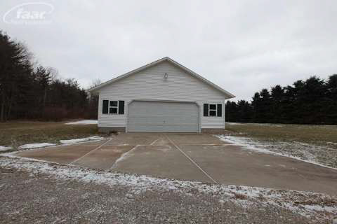 12255 Lillie Road Byron, MI 48418 - Photo 25 of 33 20343439-24.JPG
