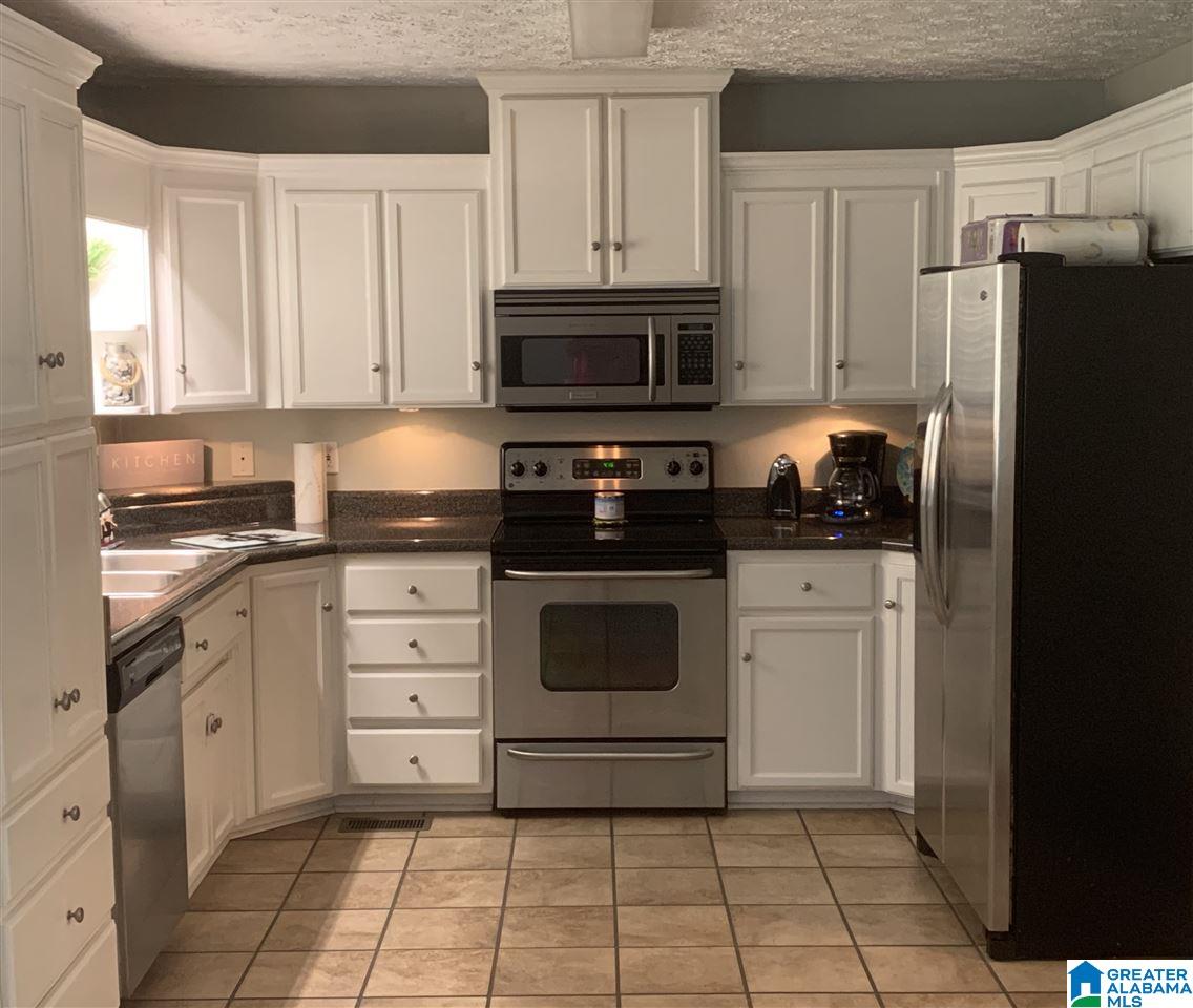 1398 Sardis Road Gardendale, AL 35071 - Photo 11 of 32