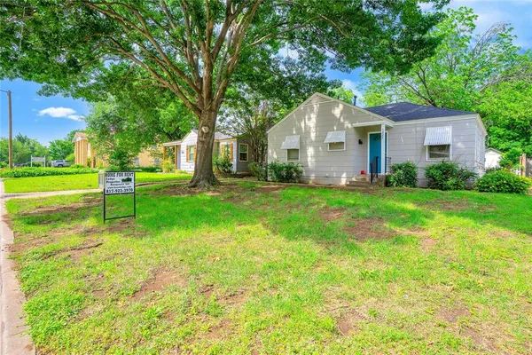 $1,600 | 3224 Sandage Avenue, Fort Worth, TX 76109