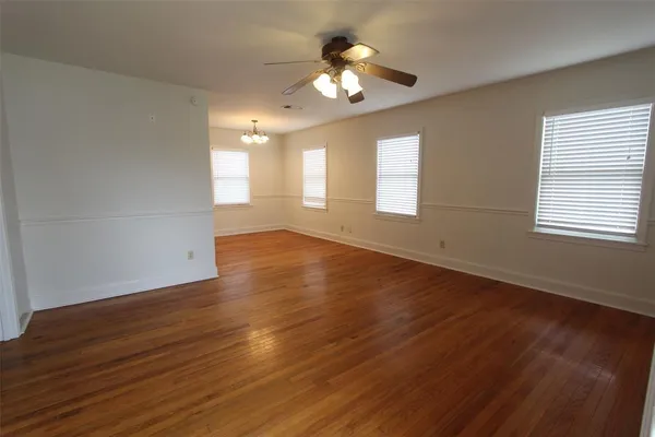 $1,600 | 3224 Sandage Avenue, Fort Worth, TX 76109
