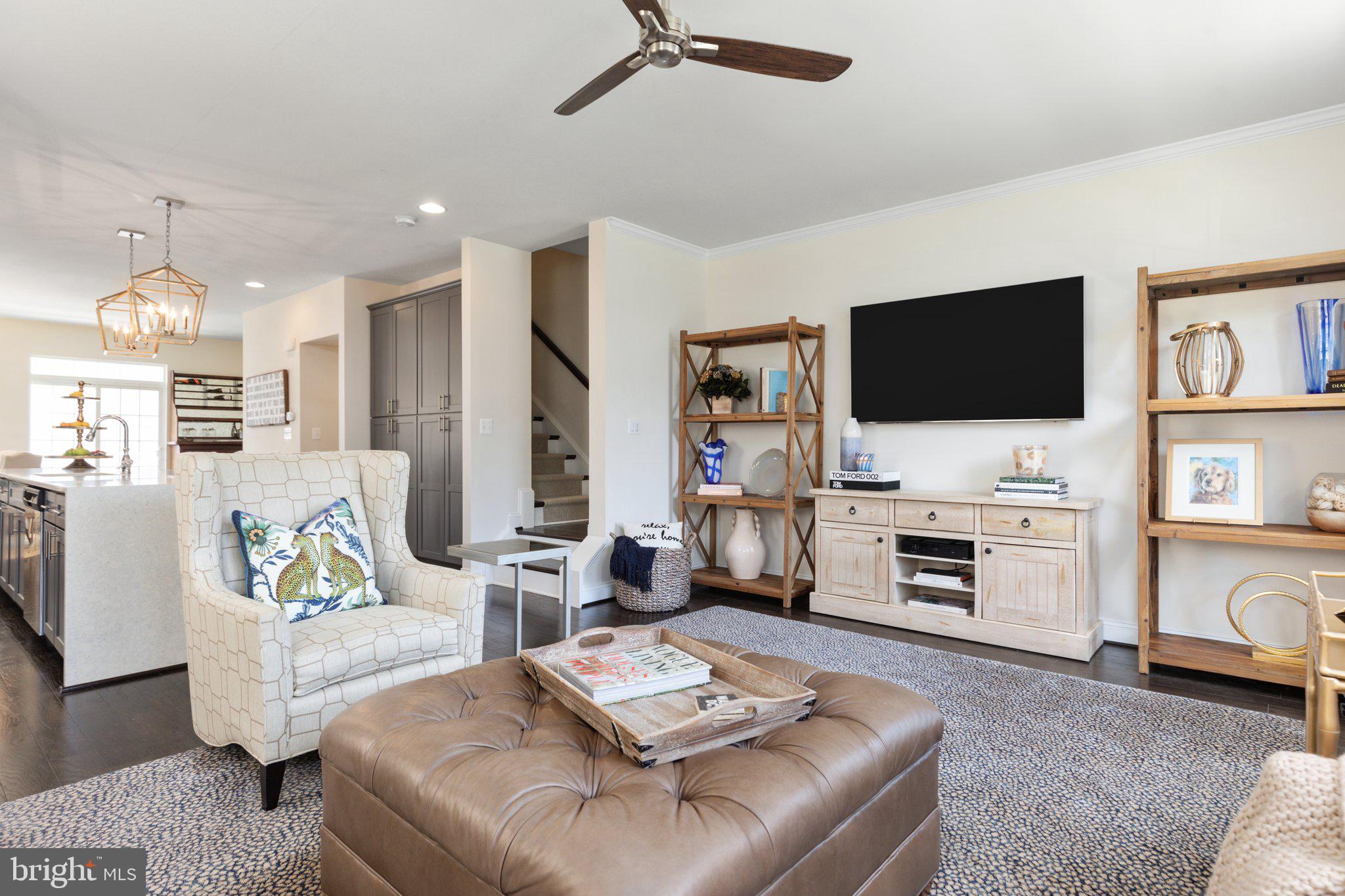 46073 Hall Road Sterling, VA 20166 - Photo 15 of 31 Stunning family room open to kitchen