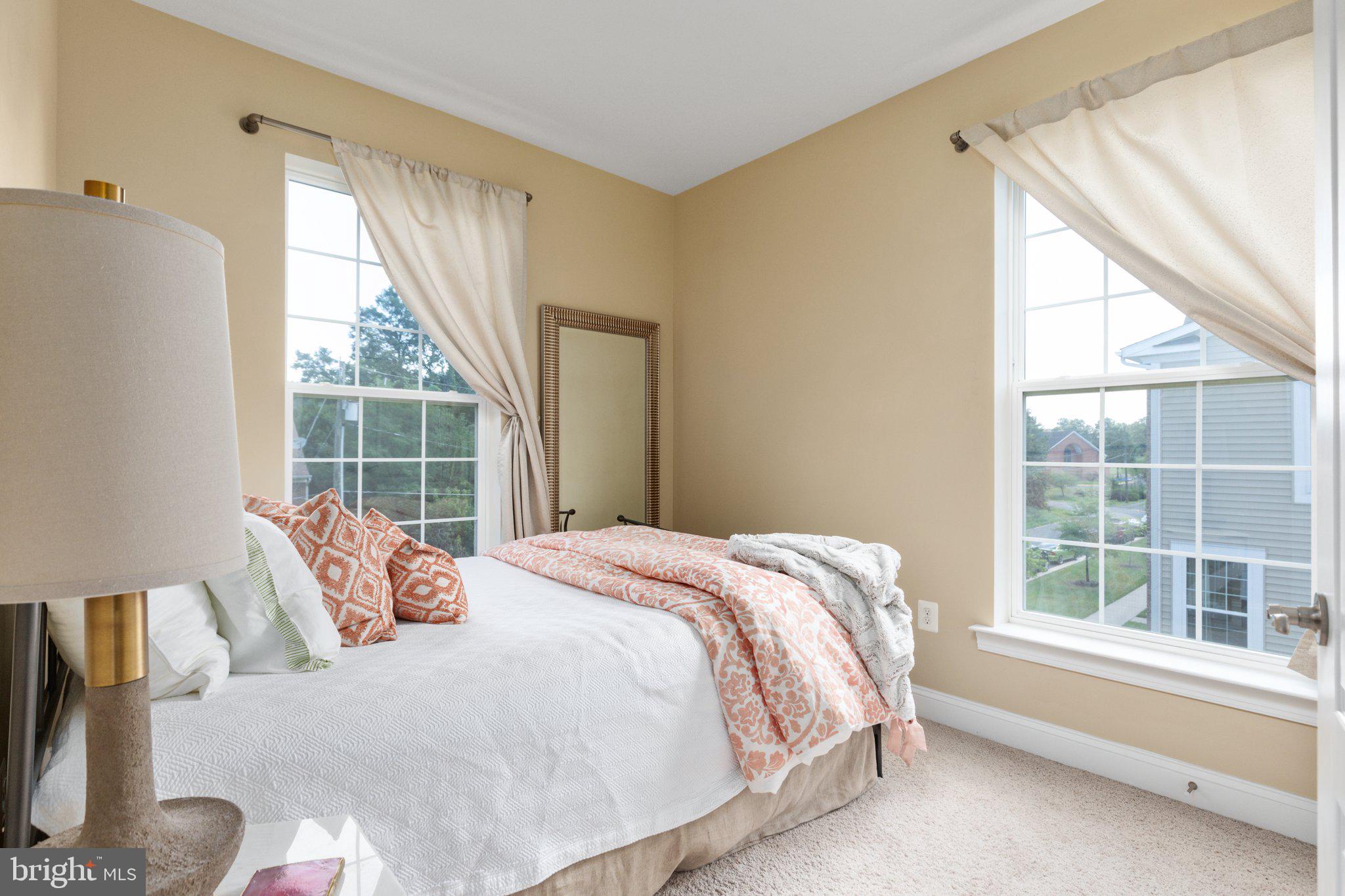 46073 Hall Road Sterling, VA 20166 - Photo 24 of 31 Bedroom 2