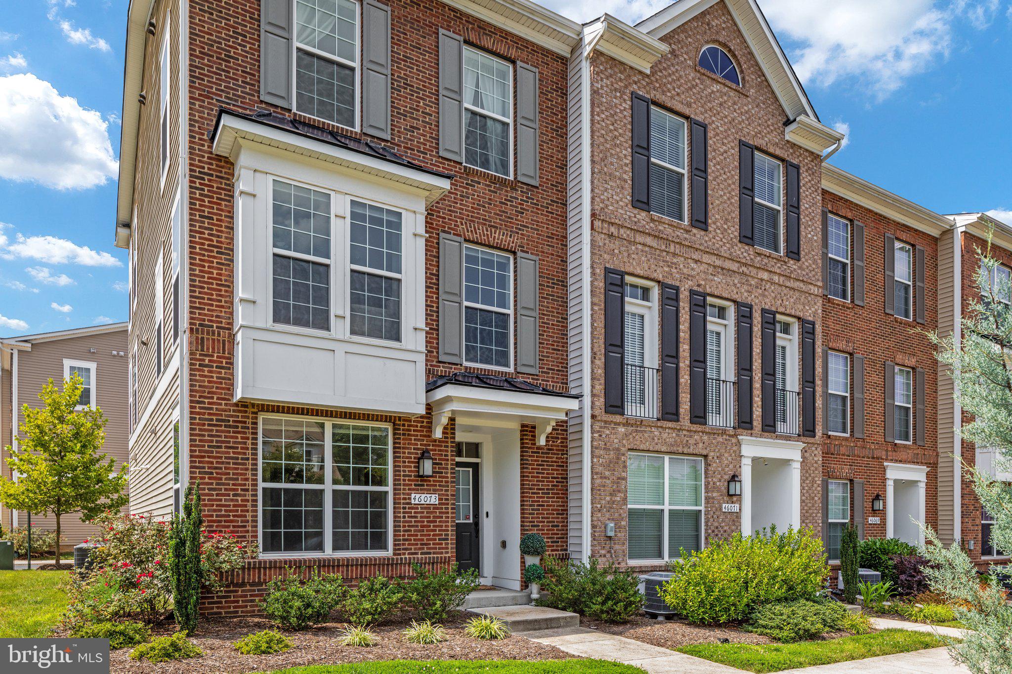 46073 Hall Road Sterling, VA 20166 - Photo 30 of 31 Upgrades galore!