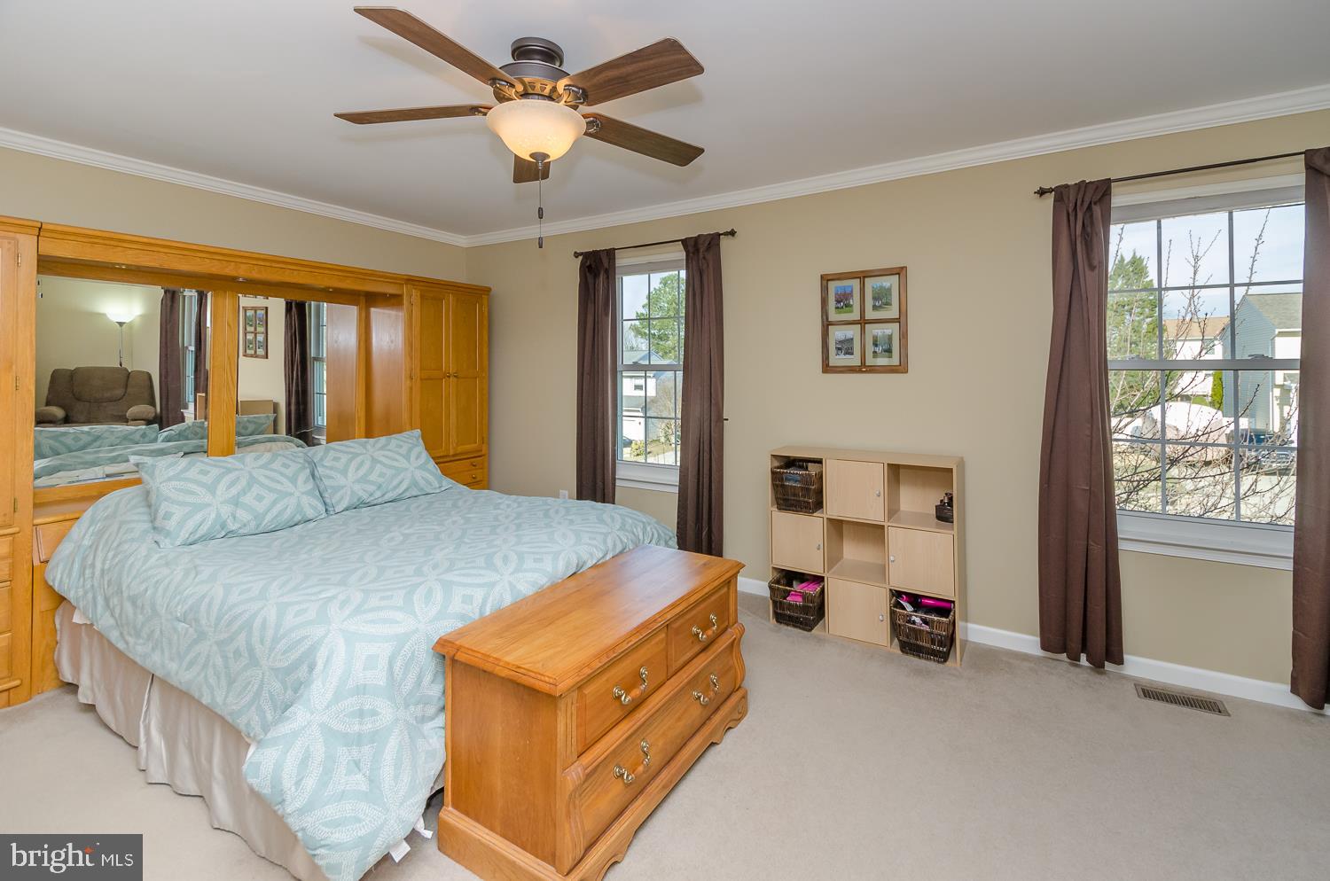 7797 Notley Road Pasadena, MD 21122 - Photo 15 of 30 Lots of natural light