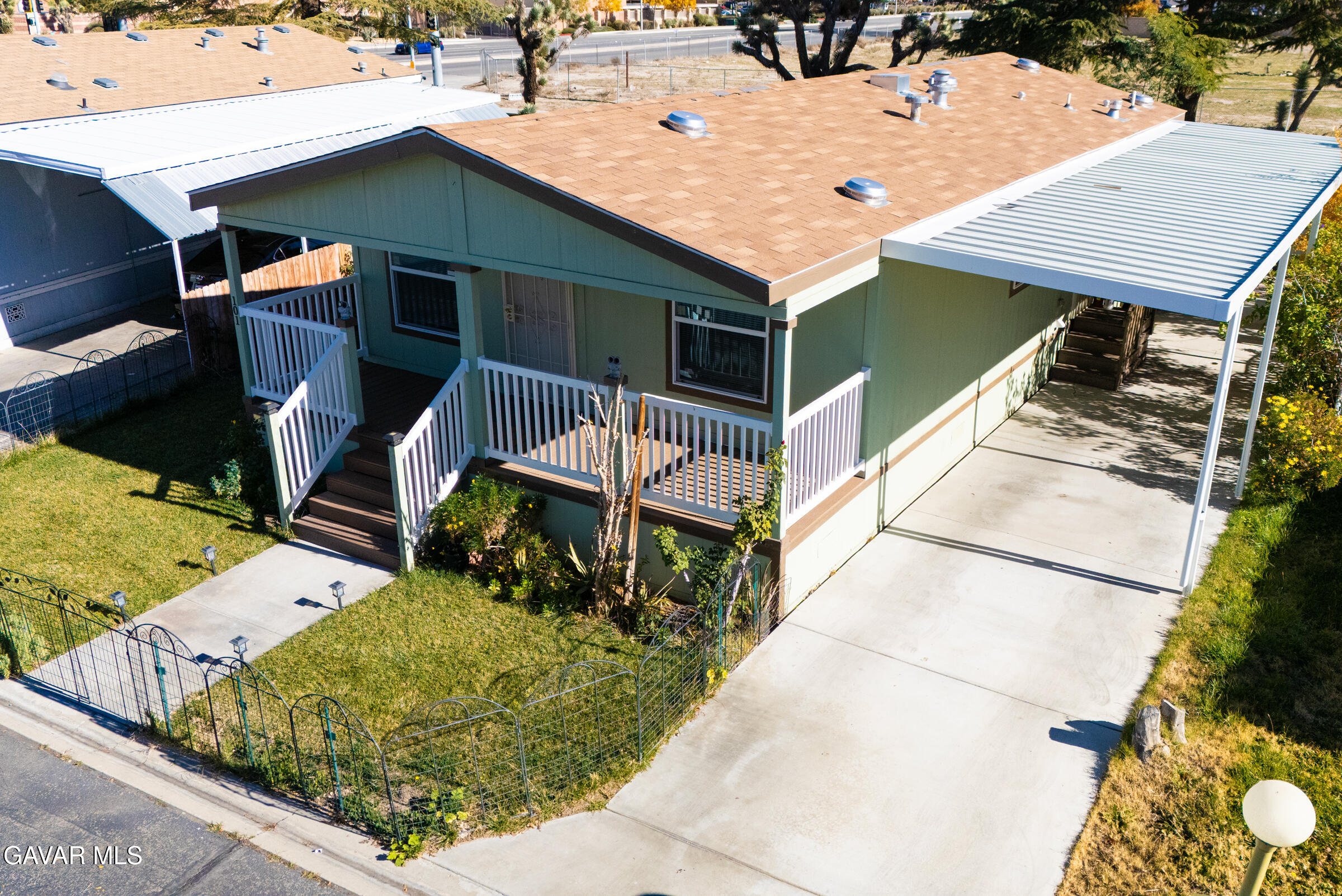 4444 Avenue R Palmdale, CA 93552 - Photo 2 of 17 an aerial view of a house with a yard