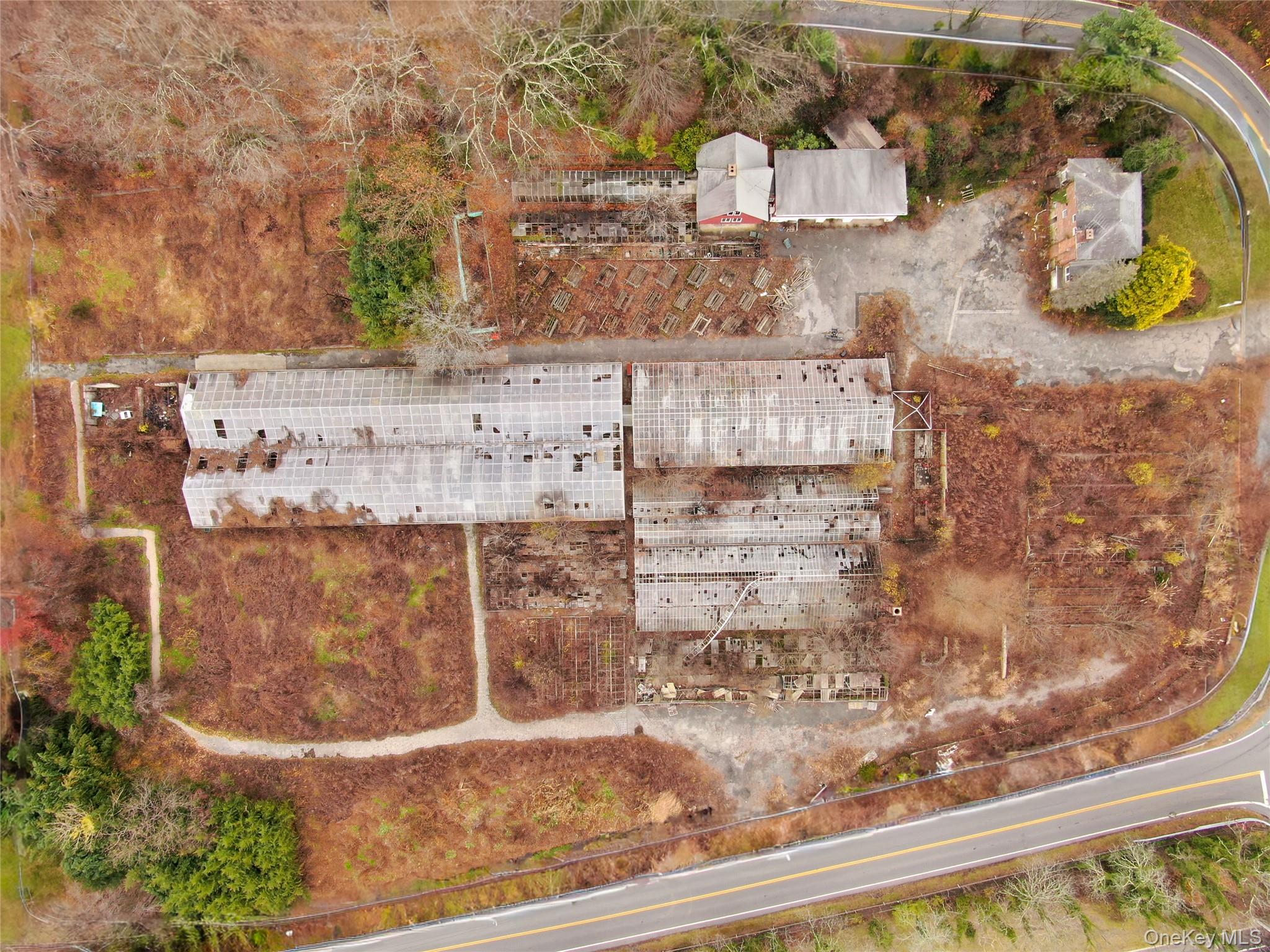 448 Underhill Road Scarsdale, NY 10583 - Photo 5 of 7 Drone / aerial view