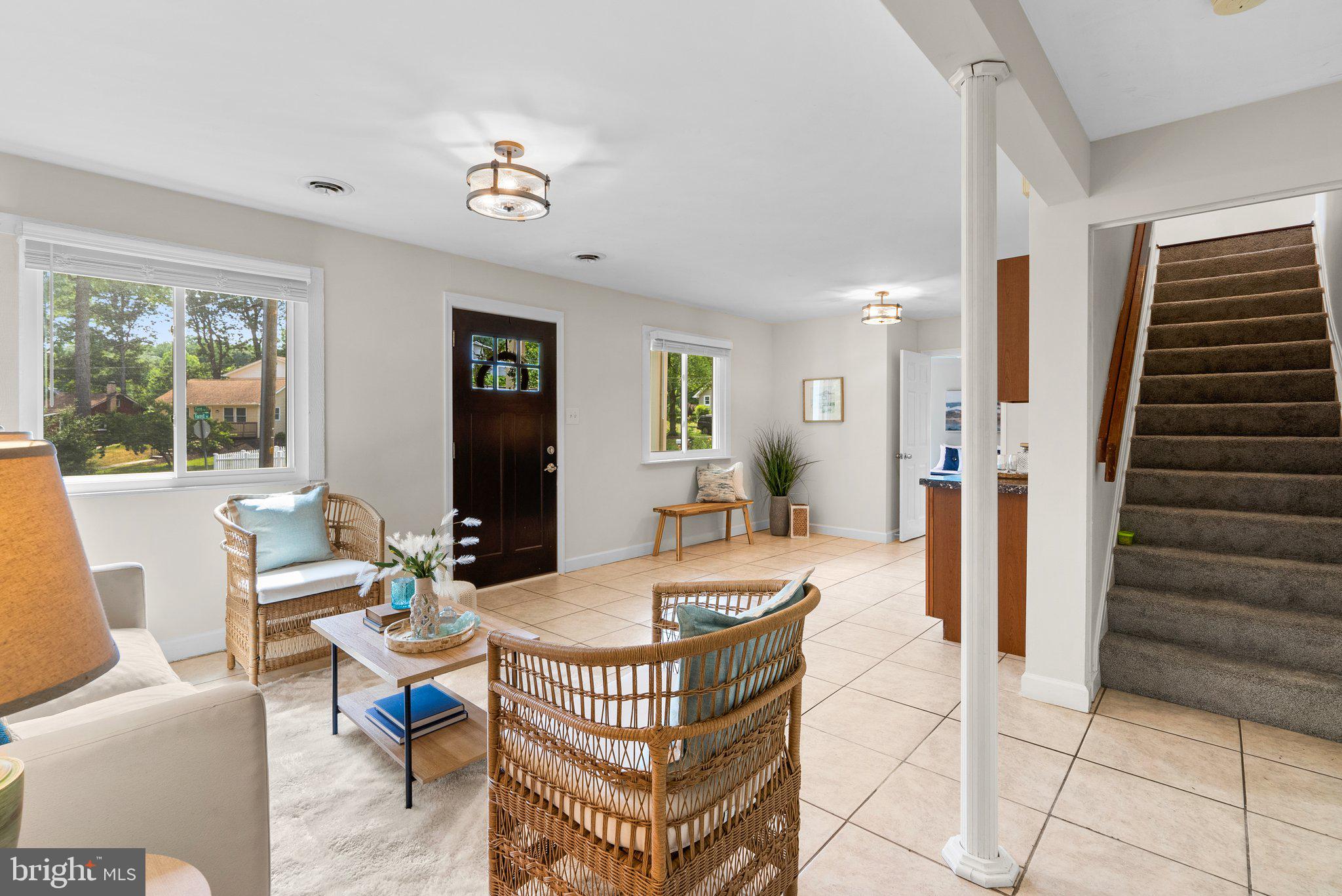 511 Forest Road Riva, MD 21140 - Photo 3 of 44 Spacious family room w/tile and updated lighting
