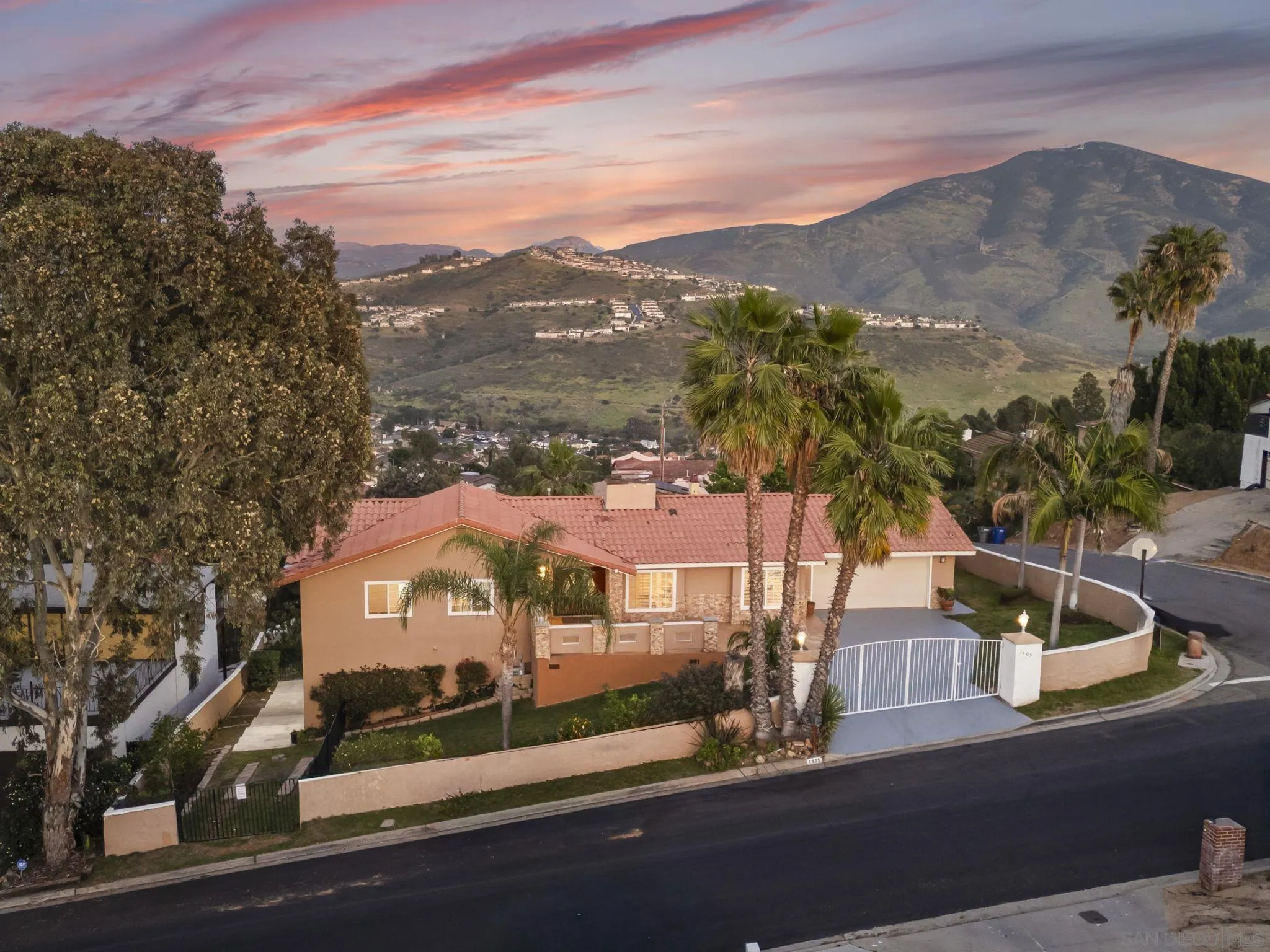 1405 Cuyamaca Avenue Spring Valley, CA 91977 - Photo 2 of 63