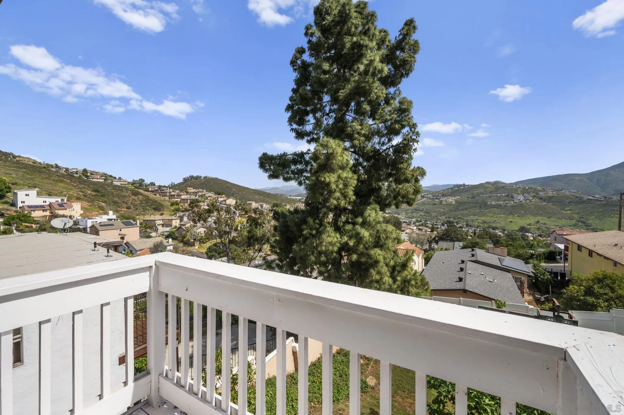 1405 Cuyamaca Avenue Spring Valley, CA 91977 - Photo 28 of 63 Off Master BR