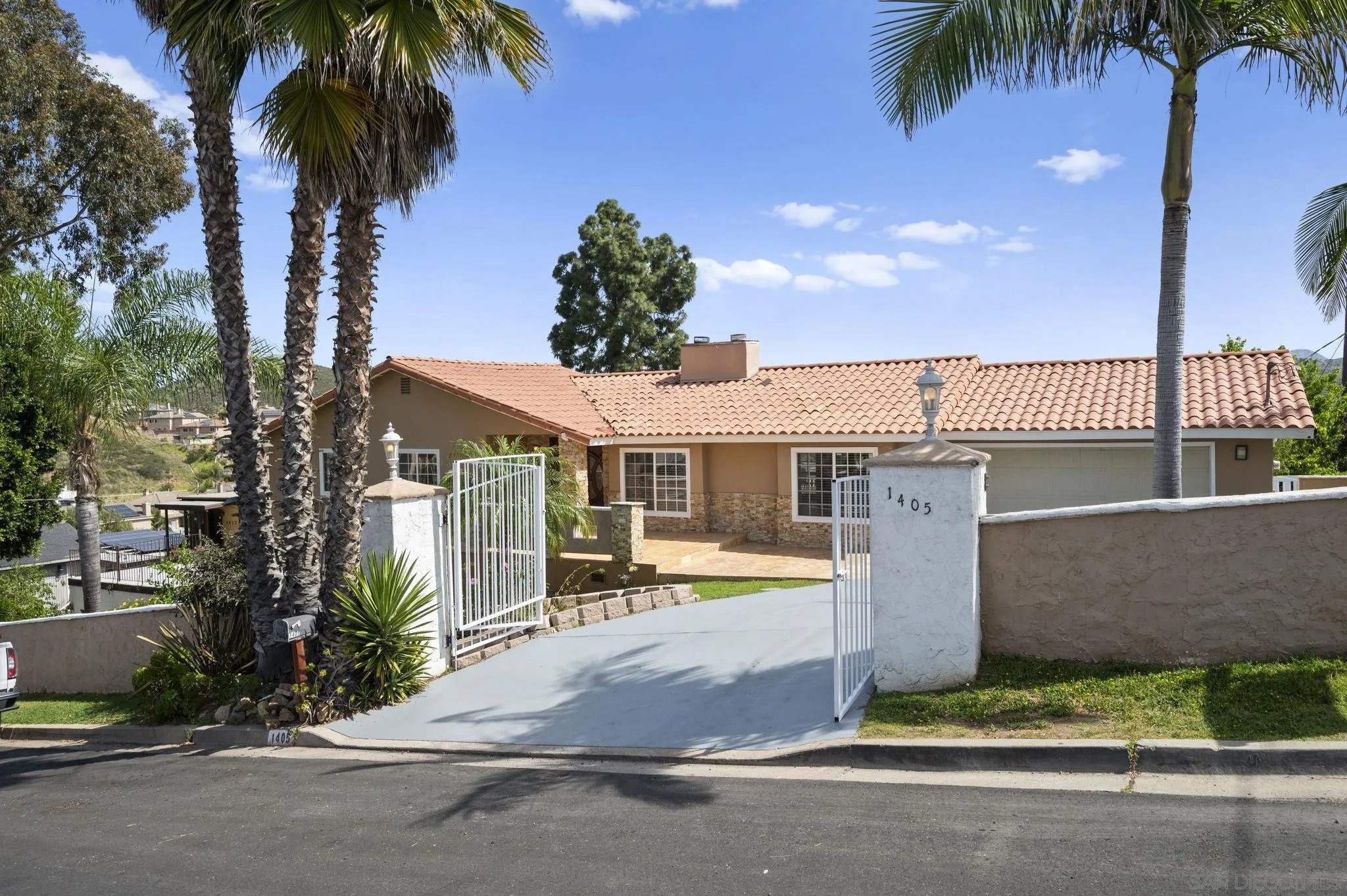 1405 Cuyamaca Avenue Spring Valley, CA 91977 - Photo 4 of 63