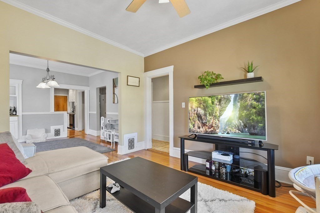416 Trapelo Road Belmont, MA 02478 - Photo 3 of 24 Gallery Image 3