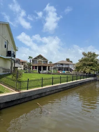 $469,900 | 1 Pelican, La Marque, TX 77568