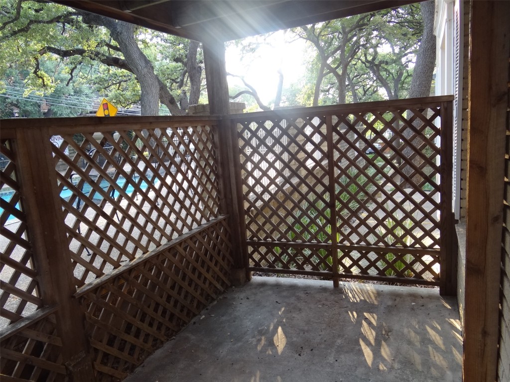 912 East 32nd Street, Unit 103 Austin, TX 78705 - Photo 24 of 27 a view of a black gate