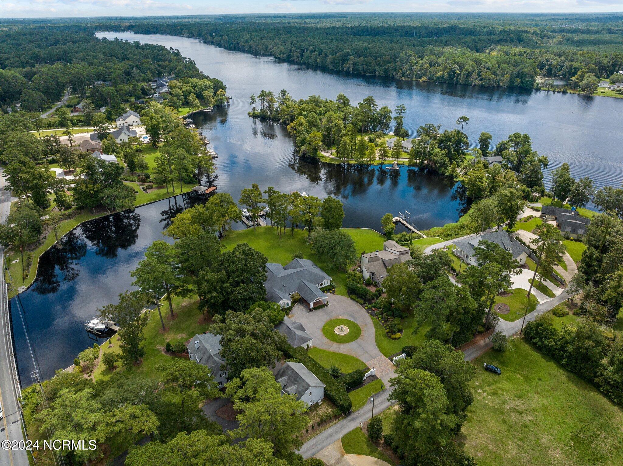 216 Wilson Point Road Trent Woods, NC 28562 - Photo 2 of 55 61-web-or-mls-DJI_0583