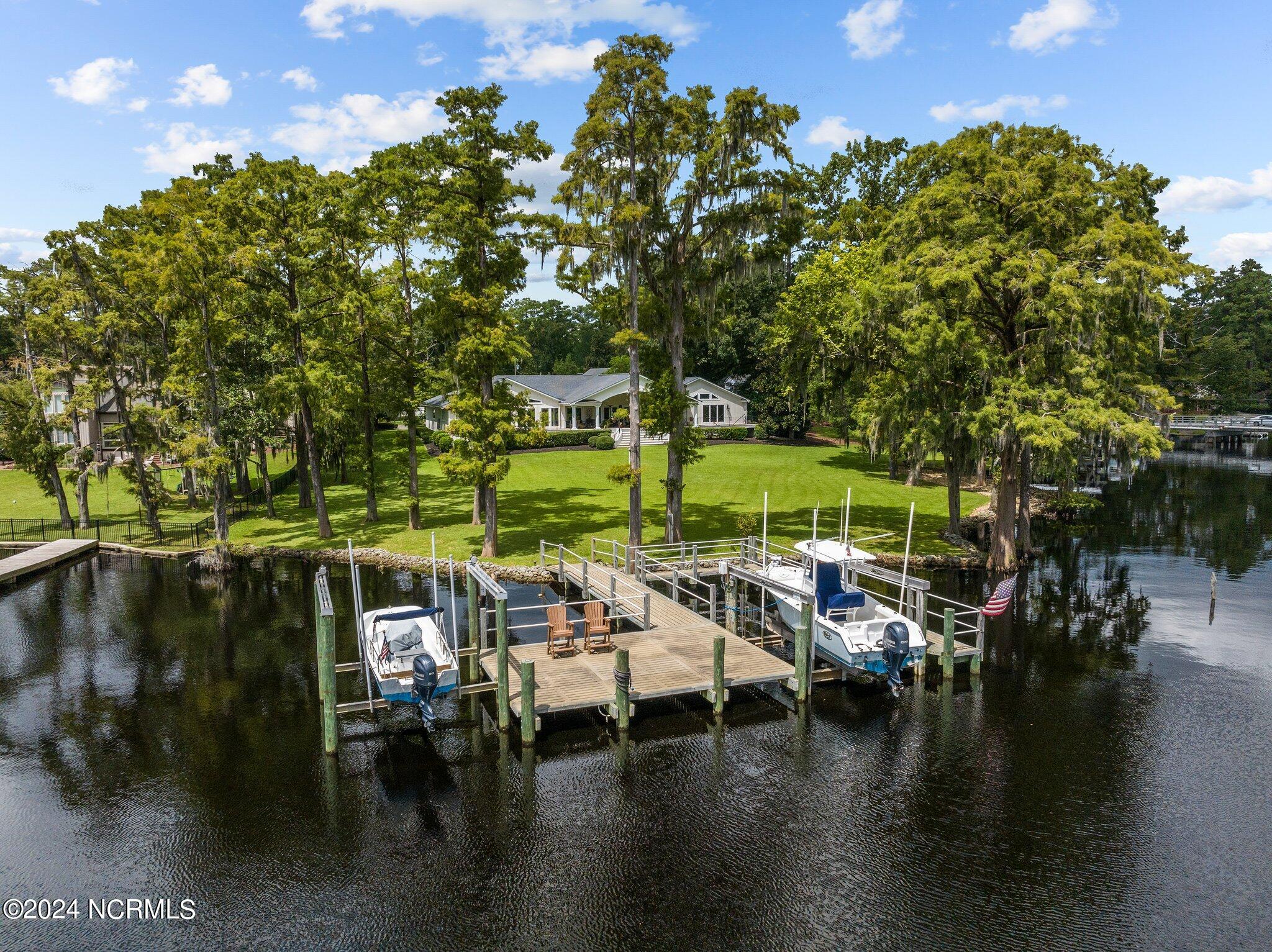 216 Wilson Point Road Trent Woods, NC 28562 - Photo 10 of 55 58-web-or-mls-DJI_0580