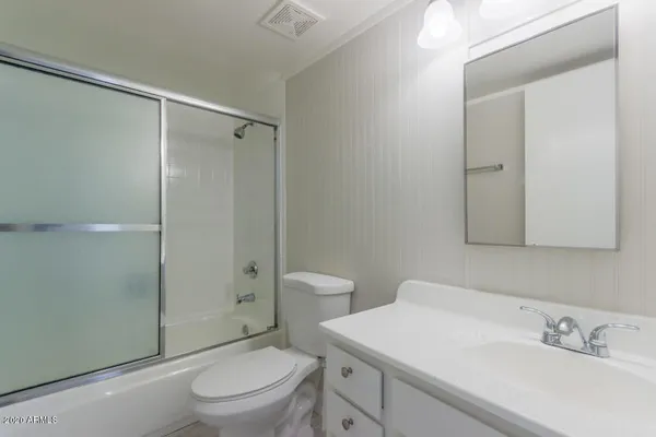 $1,550 | 7960 East Camelback Road, Unit 203, Scottsdale, AZ 85251