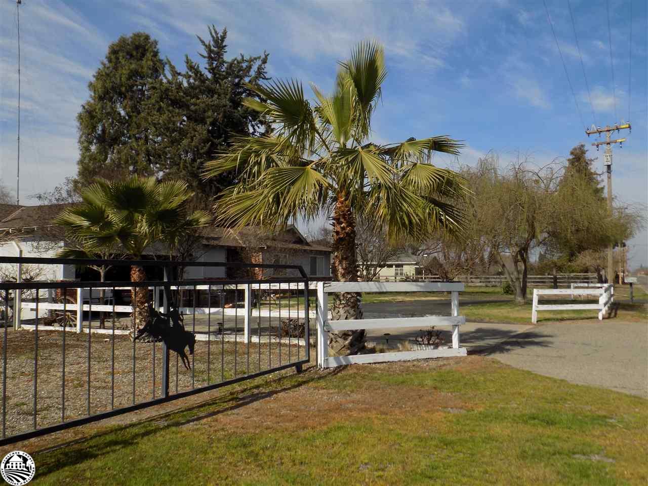 4407 Mountain View Road Hughson, CA 95326 - Photo 10 of 11 a view of outdoor space with swimming pool