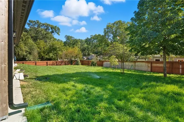 $350,000 | 213 Northwest Orchard Street, Lee's Summit, MO 64063