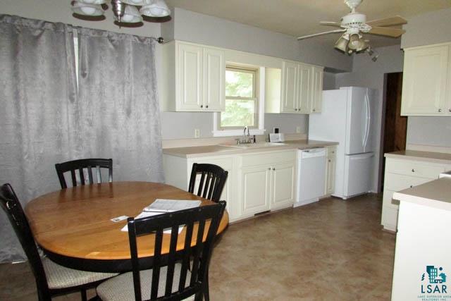 25 Thomson Road Esko, MN 55733 - Photo 5 of 24 Kitchen