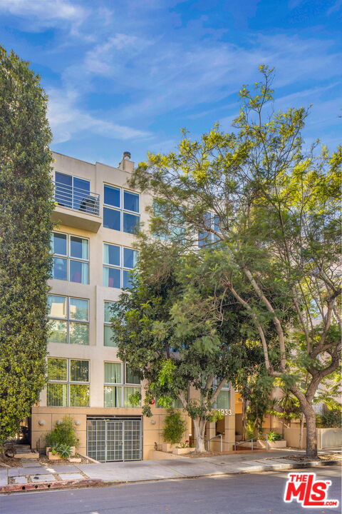 1933 Selby Avenue, Unit 301 Los Angeles, CA 90025 - Photo 26 of 27