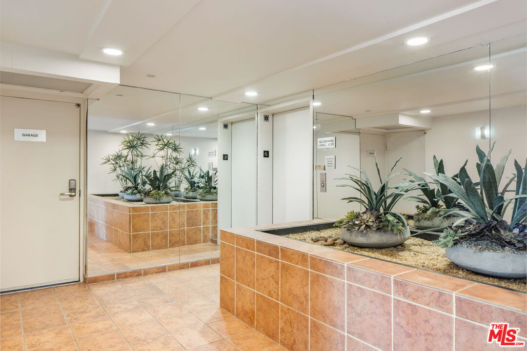 1933 Selby Avenue, Unit 301 Los Angeles, CA 90025 - Photo 27 of 27