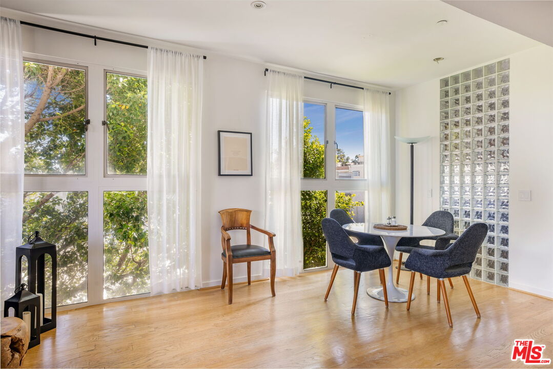 1933 Selby Avenue, Unit 301 Los Angeles, CA 90025 - Photo 10 of 27