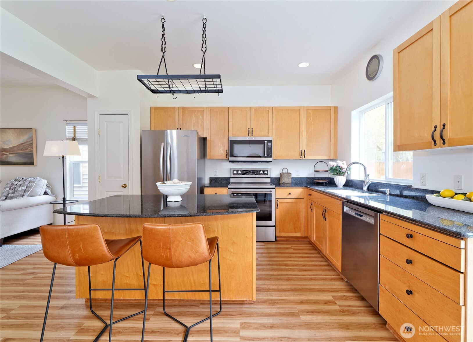17615 133rd Place Southeast, Unit 17615 Renton, WA 98058 - Photo 4 of 40