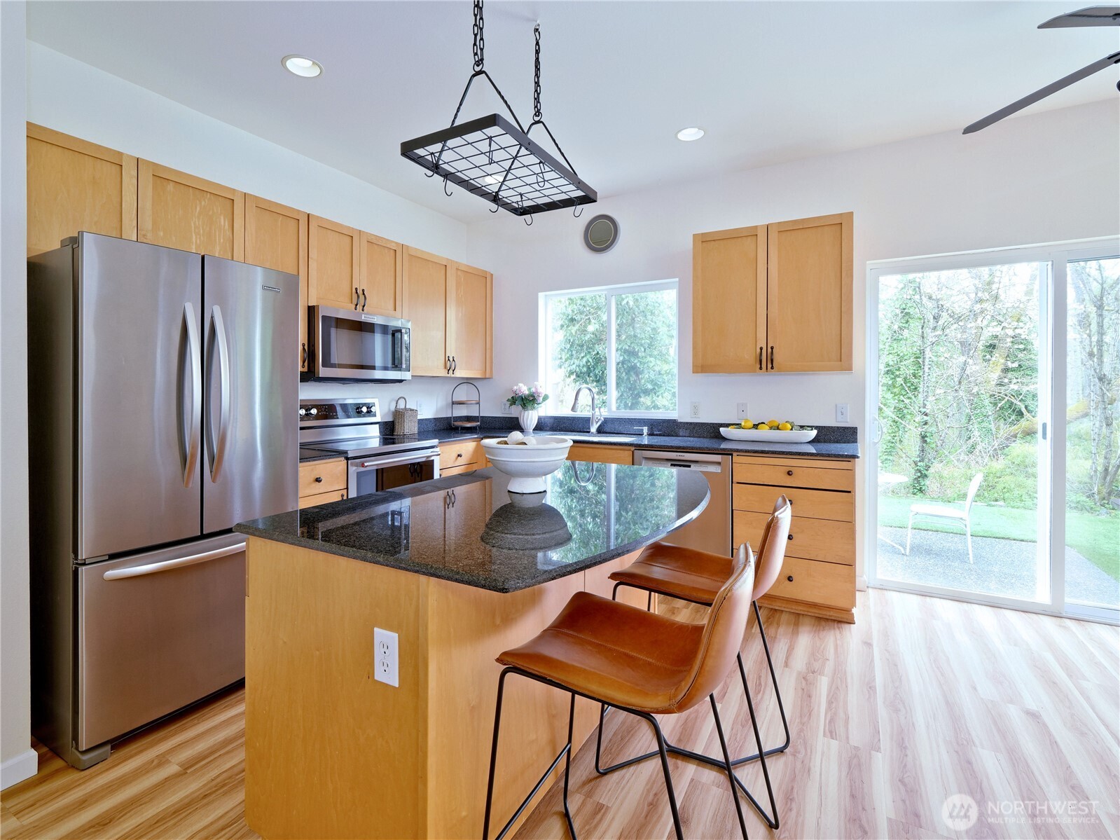 17615 133rd Place Southeast, Unit 17615 Renton, WA 98058 - Photo 5 of 40