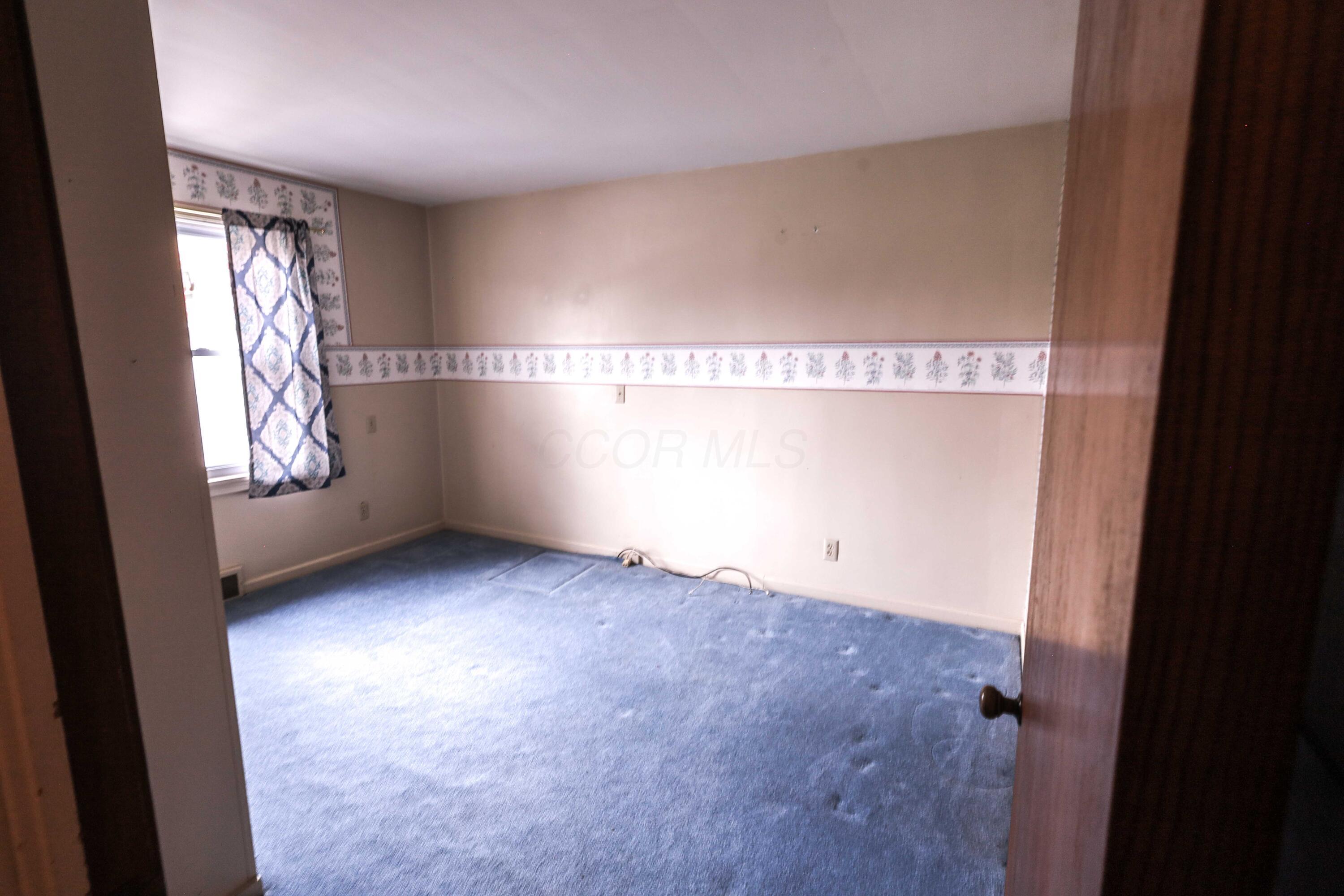 262 South Quentin Road Newark, OH 43055 - Photo 19 of 37 Bedroom 1