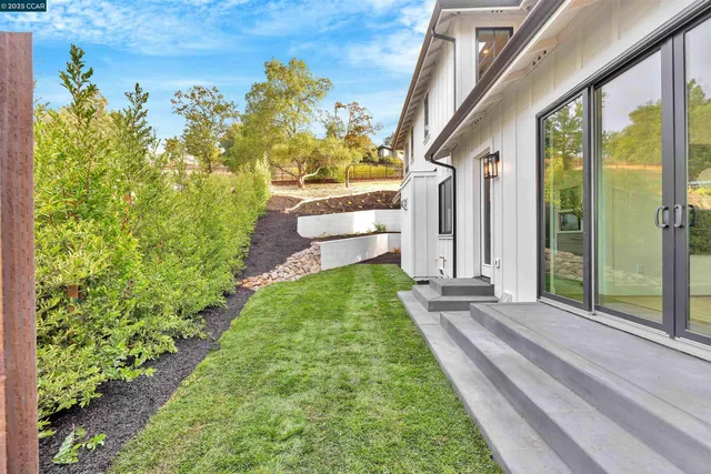 $2,995,000 | 1362 Sunset Loop, Lafayette, CA 94549