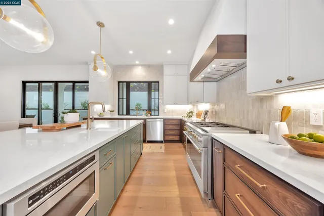 $2,995,000 | 1362 Sunset Loop, Lafayette, CA 94549