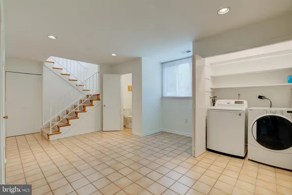 $2,900 | 11008 Saffold Way, Reston, VA 20190